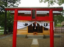 池辺鎌足稲荷神社の奉納幕（幕）